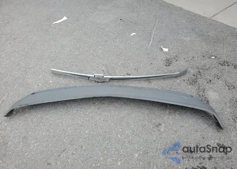 2001 Chevrolet Silverado C1500 from USA, damaged, VIN 1GCEC14W61Z164397